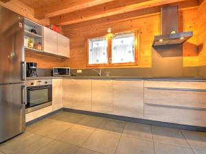 Chalets Chalet Moderne 91m² a Morzine, Proche Navettes et Remontees, Quartier Calme - FR-1-524-22 : photos des chambres