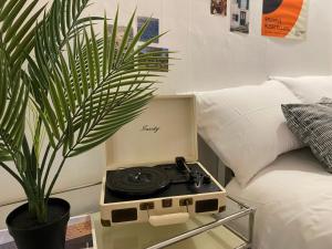 Raum Stay #sillim stn 2min #airport bus 1min #gangnamhongdae 20min #yeouido10min #longtermstay dc #healingproperty