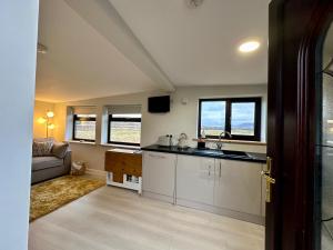 Druidibeg Cabin, Loch Druidibeg, Isle of South Uist