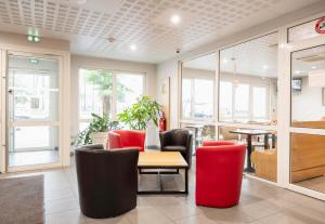 Hotels B&B HOTEL Mont-de-Marsan : photos des chambres