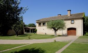 Luxuriously restored farmhouse near Girona in the heart of Catalunya