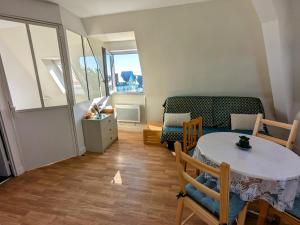 Appartement vue sur mer et accès direct à la plage