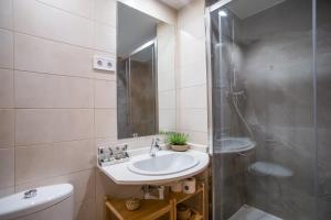 13MAL1077- Magnific 2BR flat