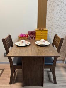 Studio com quarto e banheiro em frente ao Parque do Lago Acomoda até 2 pessoas 1 cama