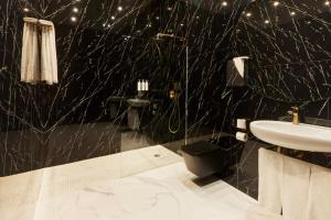 Appartements EZE BEACH Residence : Chambre Familiale Supérieure