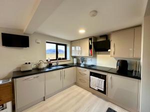 Druidibeg Cabin, Loch Druidibeg, Isle of South Uist