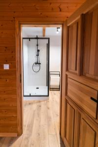 Nad brzozowym stawem