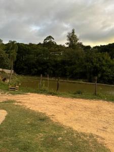 Pedacinho do céu Casa de sítio com lago para pesca