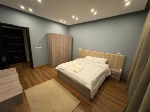 Water way 1 compound