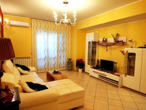 Maresole tra lEtna e Taormina