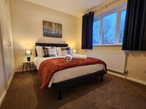 Bicester villa, 5Bedroom, Parking, WiFi, Garden