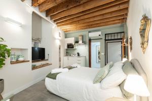 Luxury in Centro - 3min Acquario