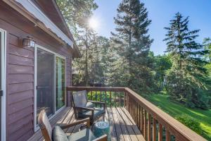 Beach & Lake Access: Brainerd Townhome
