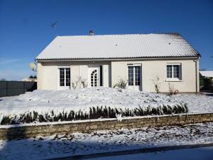 Maisons de vacances Evasion champetre a Janville: charme et confort pour 6 personnes - FR-1-581-145 : Maison de Vacances