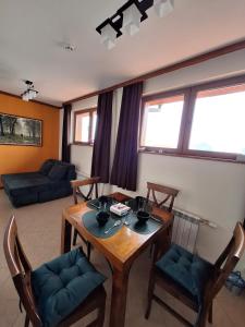 Slopes View Private Apartment - Luxury SPA in the 4-Star St Ivan Rilski Complex