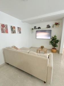 Apartamento NUEVO, moderno e inteligente