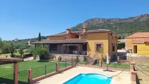 Casa rural Dalia - Torrequemada