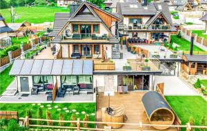 Stunning Apartment In Koscielisko - Trstená