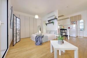 Julies Flat by DomusDimore