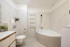 DeLuxe & Grand Z15 Residence in a Prime Location