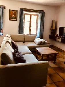 Maisons de vacances Le Lavandin Gite familial 10 -12p : photos des chambres