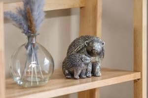 Bold & Vibrant 1-Bedroom Escape in Prime Location!