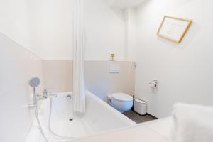 Unique Penthouse with Gallery and Mountain View