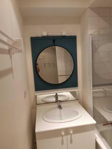 Appartements Bel appartement 50m de la plage : photos des chambres