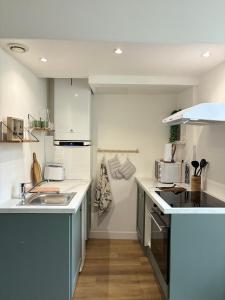 Appartements Appartement terrasse au coeur de la ville : photos des chambres