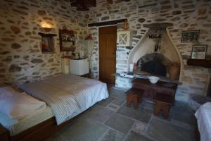 Home sweet little home -next to Home sweet home-