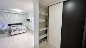 Quartos Suítes no Chácara Cachoeira Campo Grande