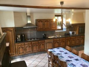 Maisons de vacances Le Lavandin Gite familial 10 -12p : photos des chambres