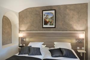 Hotels Logis Auberge A La Tete De Lard : Chambre Simple