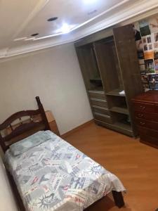 Quarto em apartamento próximo ao Allianz parque