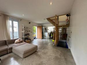 Villas YOUR OWN VILLA in COLOMBES LA DEFENSE : photos des chambres