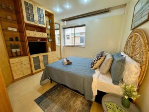 Estúdio aconchegante na Alberto Braune