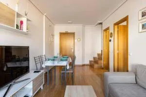 apartamento familiar con piscina licencia 14721 - Valdeolmos