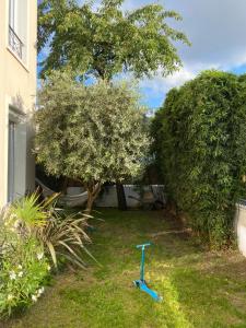 Villas YOUR OWN VILLA in COLOMBES LA DEFENSE : photos des chambres
