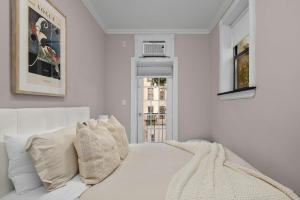 Vintage Manhattan Apartment in Trendy Murray Hill