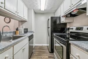 Halsten at Vinings 3006 spacious 1 Bed 1 Bath