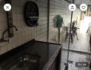 Casa confortável 3 suítes em Santos