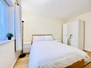 Modern two bedroom Apartment near Wembley stadium by Leda Homes