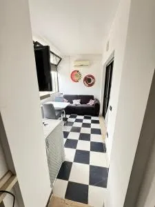 Grazioso&Collegatissimo con terrazzo - 弗罗西诺内