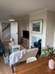 Elliott Cottage - Beautiful 3 bedroom home near Bamburgh
