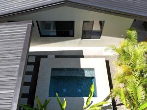 Private Tail House centre Uvita