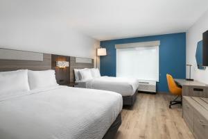 Standard Room with Two Queen Beds room in Holiday Inn Express Chattanooga - Hamilton Place by IHG