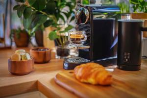 Spacious Family Fun with SUV Hire, Games, Full Kitchen