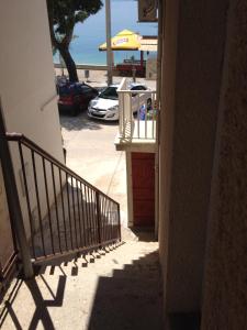 Apartments by the sea Drasnice, Makarska - 23448