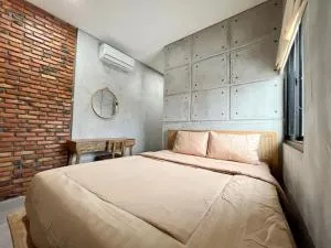 Rattanhaus Premiere - Parit