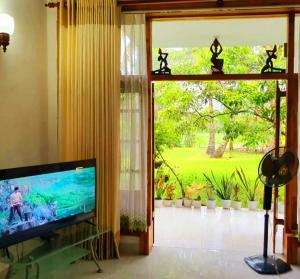 GreenHeart- Family Room-Micro Apartment, AC- Hot W, Garden View, separate Varanda & Dining Area - Travel Awards 2025